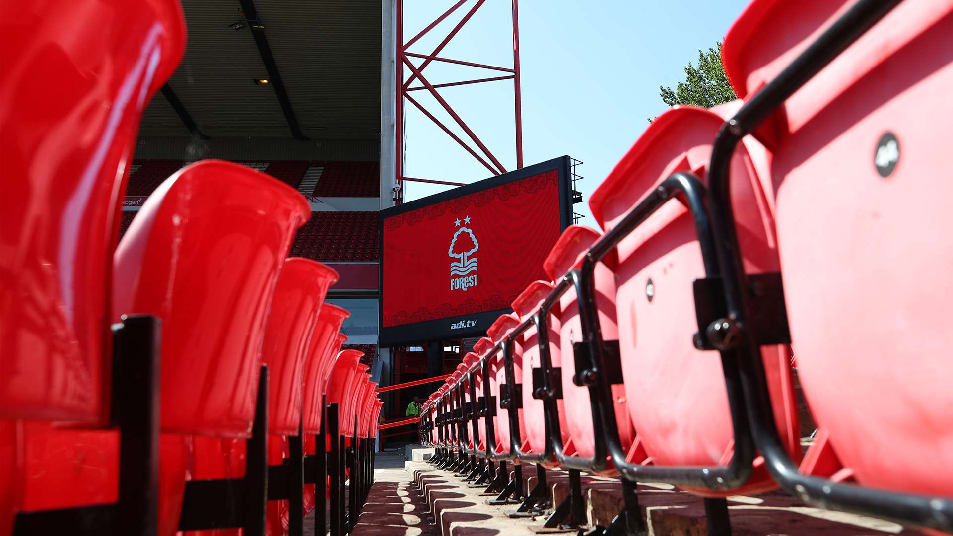 曼城领衔五大联赛身价榜皇马紧随其后阿森纳巴萨分列三四位