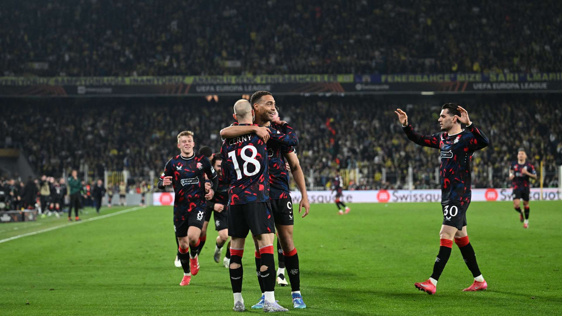 曼联等球队联合反对工资帽政策称将影响欧战表现