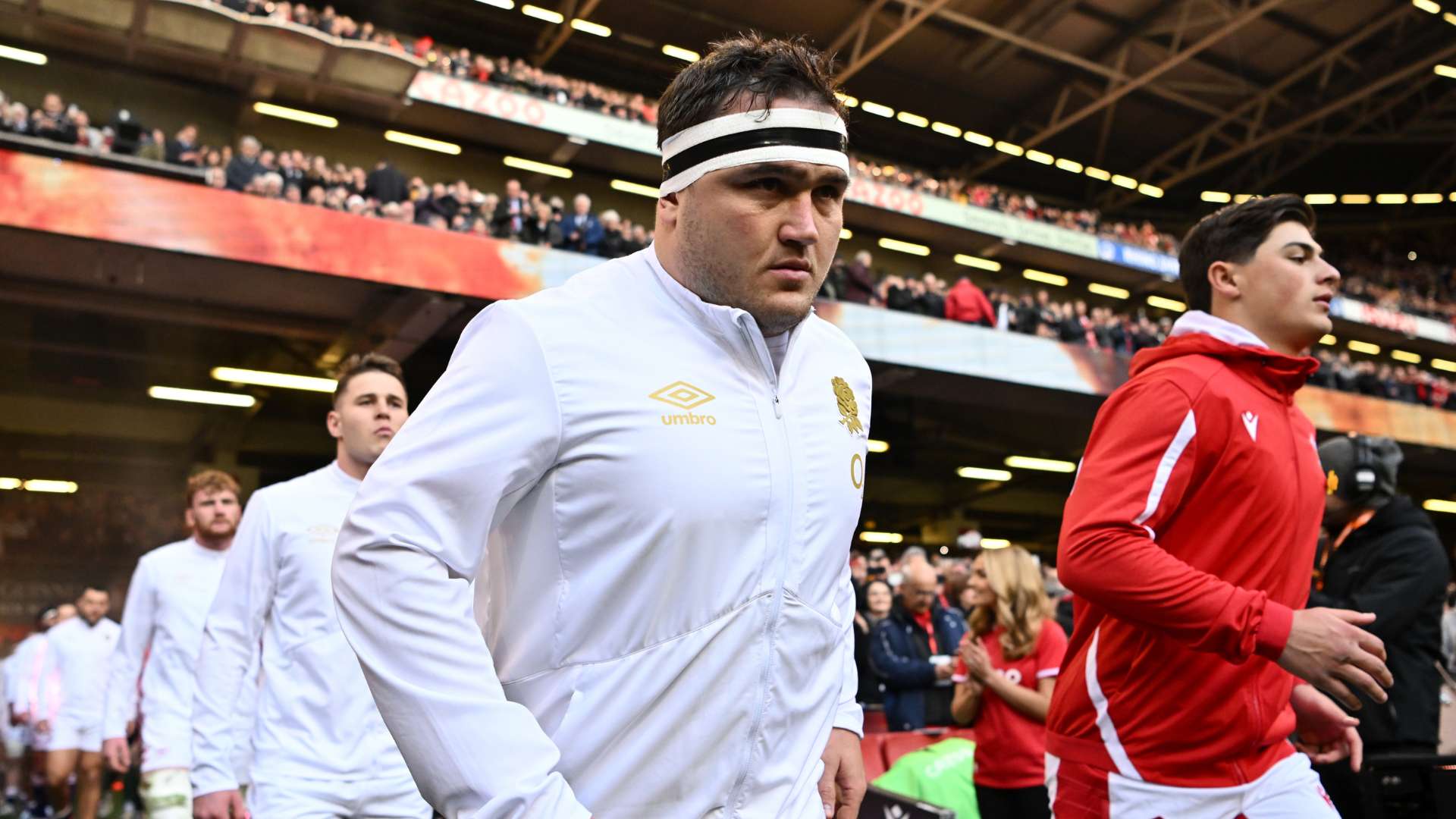 滕哈赫留任曼联执教 杰出表现促续约谈判开启